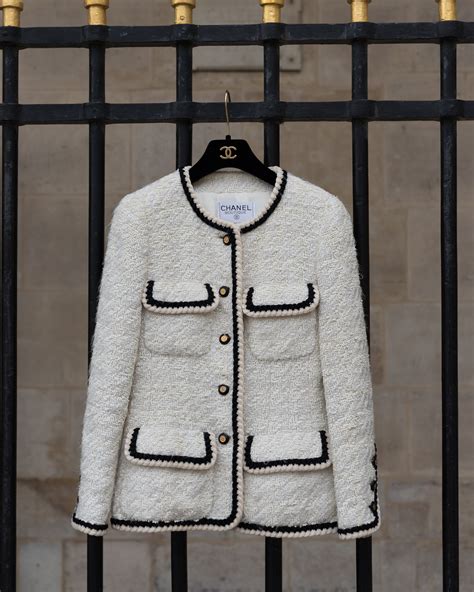 original chanel jacke preis|chanel jacken preise.